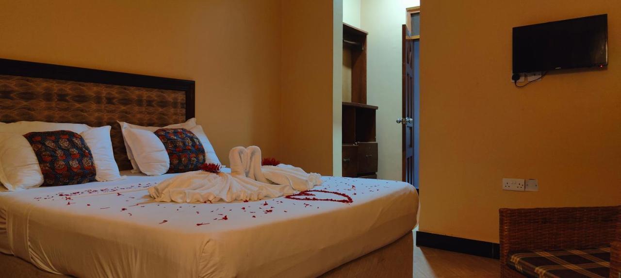 Paradiso Hotels & Resorts ดาร์เอสซาลาม ภายนอก รูปภาพ