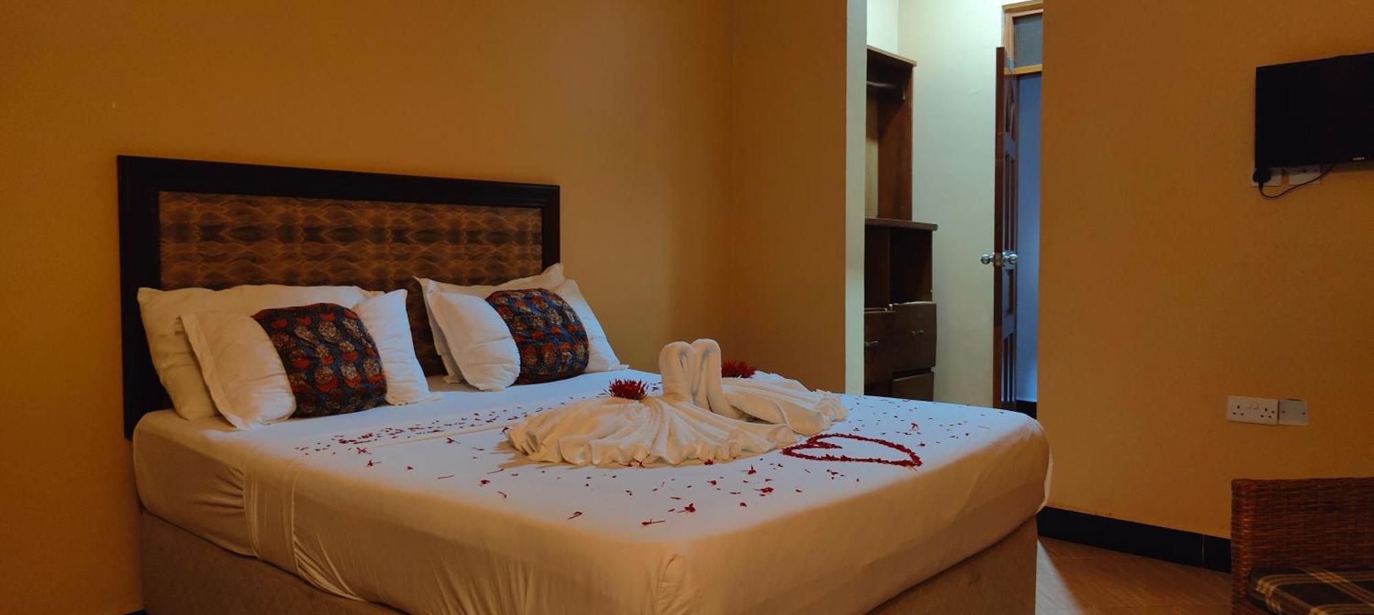 Paradiso Hotels & Resorts ดาร์เอสซาลาม ภายนอก รูปภาพ