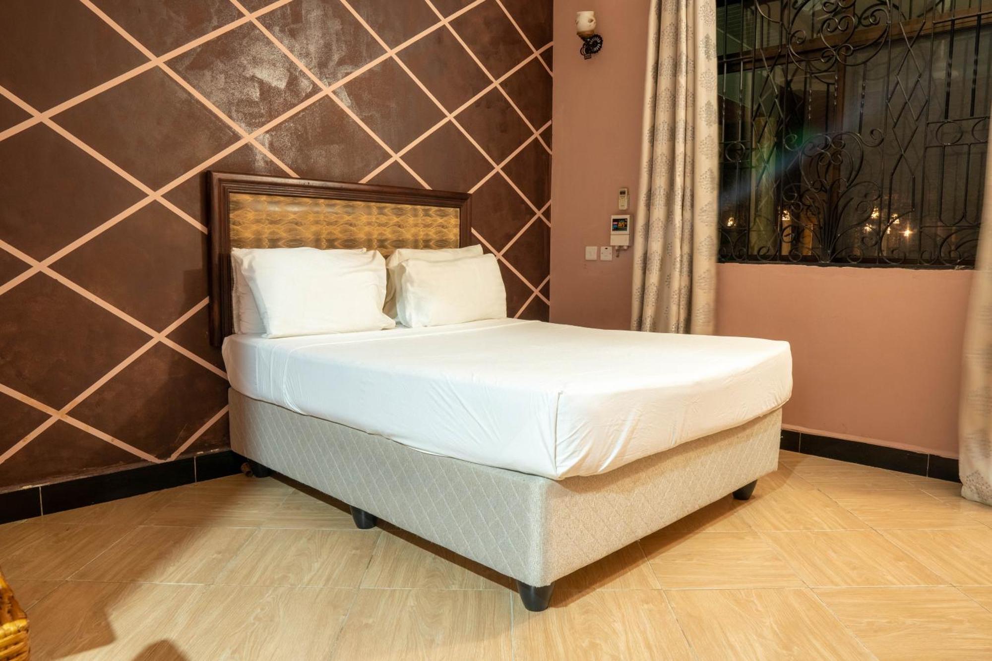 Paradiso Hotels & Resorts ดาร์เอสซาลาม ภายนอก รูปภาพ